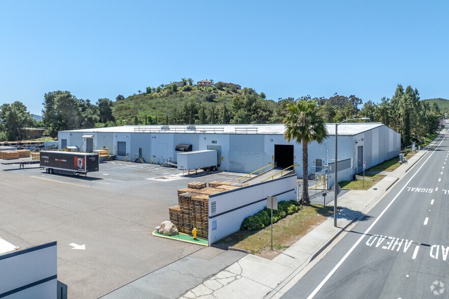 More Photos Of 664 N Twin Oaks Valley Rd, San Marcos Warehouse For Lease