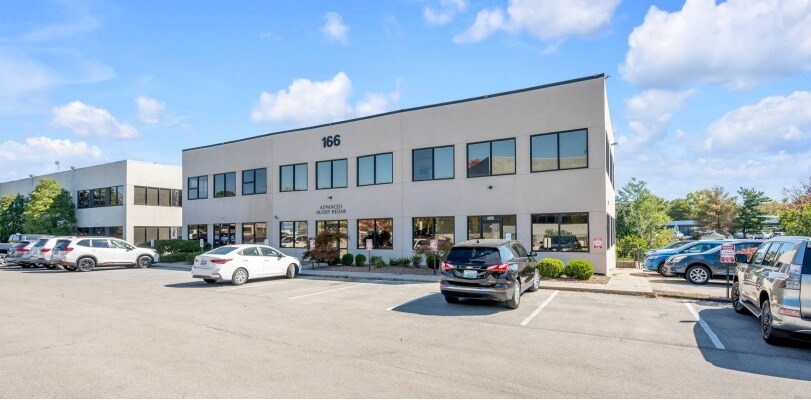 More Photos Of 166 Prosperous Pl, Lexington Office For Lease