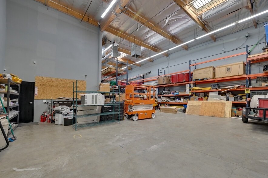 More Photos Of 5190 Arville St, Las Vegas Manufacturing For Sale
