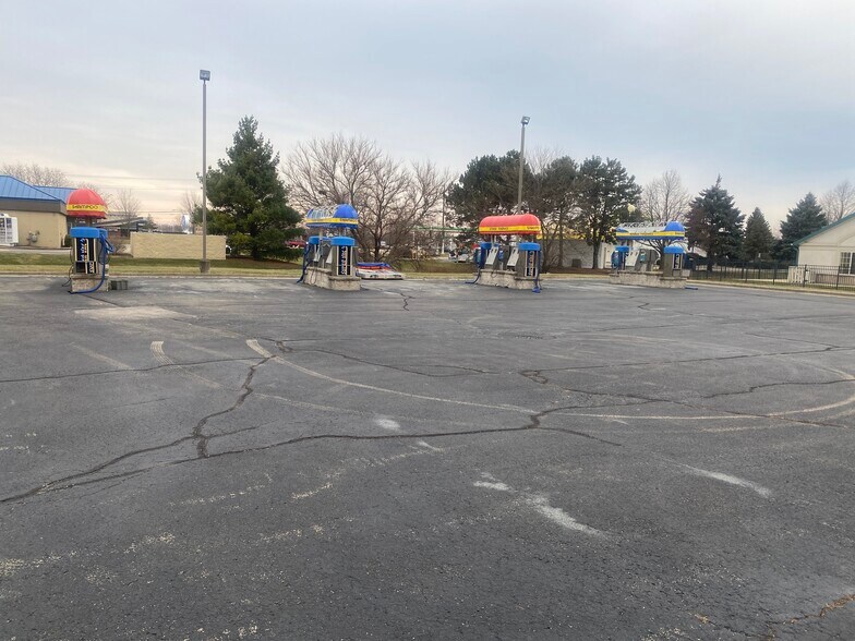 More Photos Of 1250 Douglas Rd, Oswego Carwash For Lease