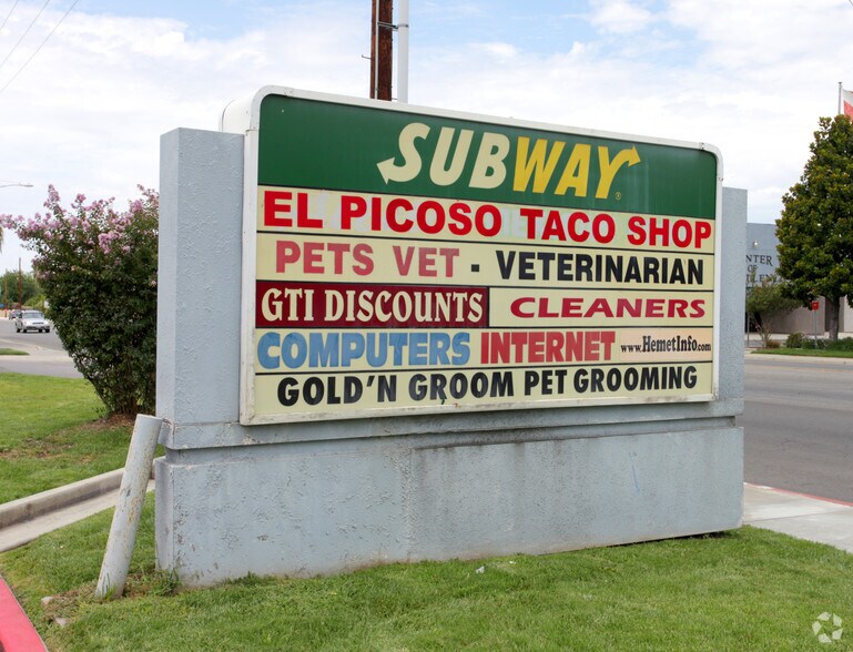 More Photos Of 41995 Florida Ave, Hemet Unknown For Lease