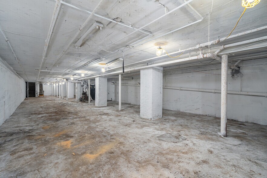 More Photos Of 189 Monroe St, Passaic Warehouse For Sale