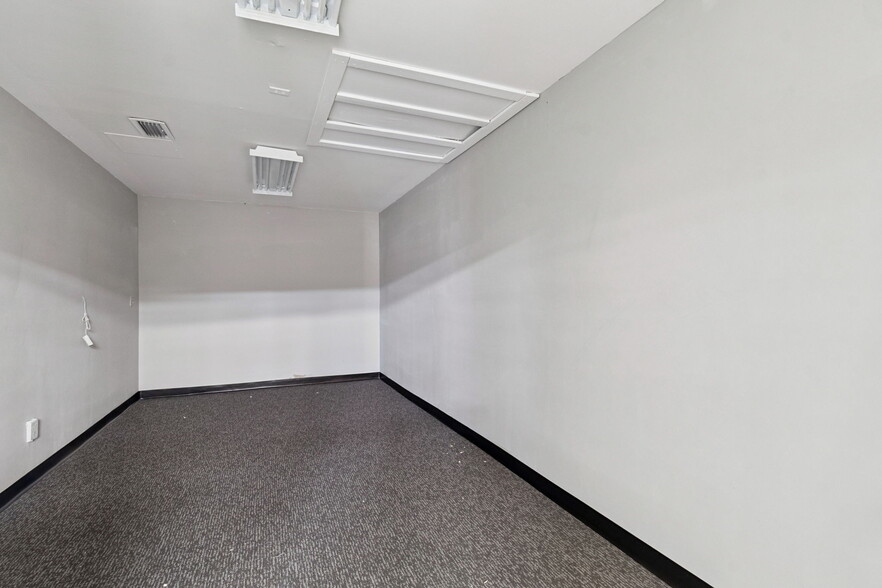 More Photos Of 715 McDuff Ave N, Jacksonville Storefront Retail Residential For Sale