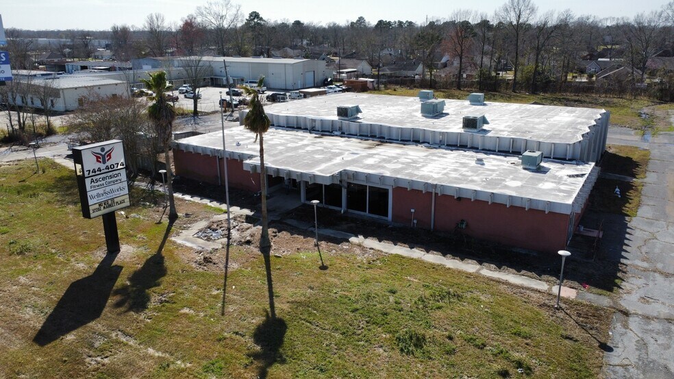 Primary Photo Of 17775 Airline Hwy, Prairieville Freestanding For Lease