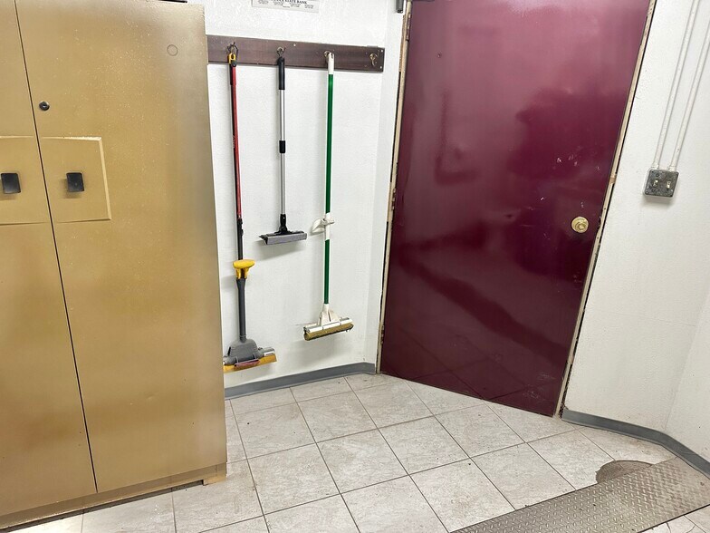 More Photos Of 1401 SE Broadway Ave, Albert Lea Self Storage For Sale