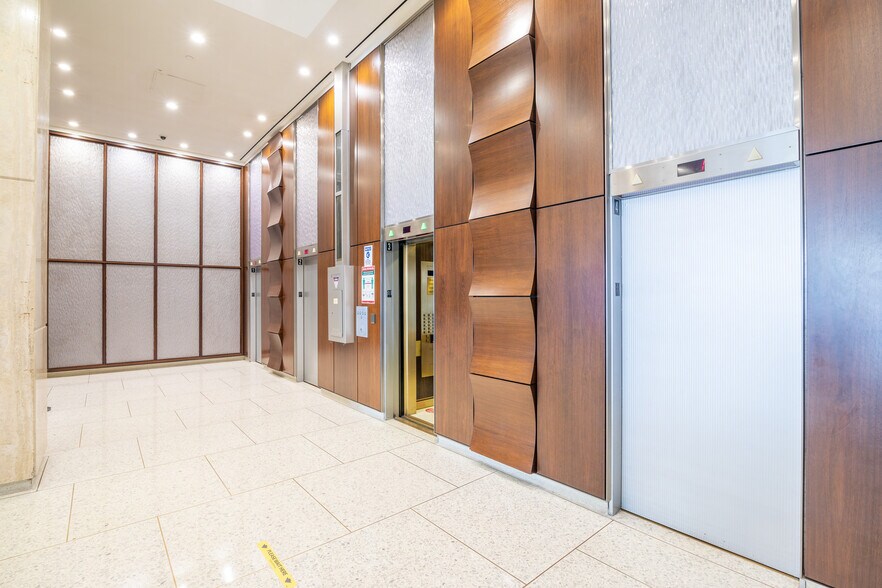 More Photos Of 1001 6th Ave, New York Office For Lease