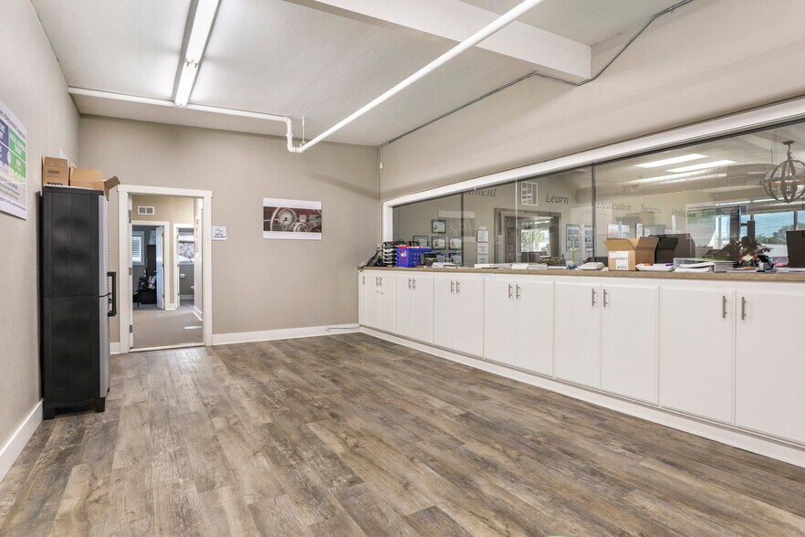 More Photos Of 510 2nd Ave S, Twin Falls General Retail For Lease