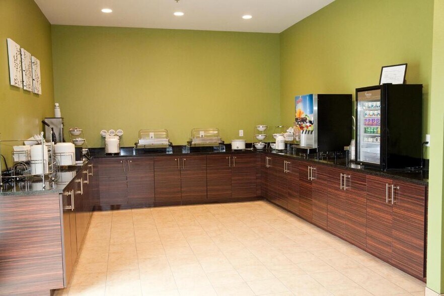 More Photos Of 41371 Reco Rd, Belmont Hotel For Sale