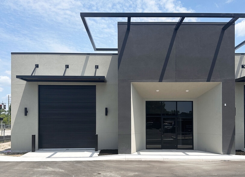 Primary Photo Of 1477 W Gore St, Orlando Flex For Lease