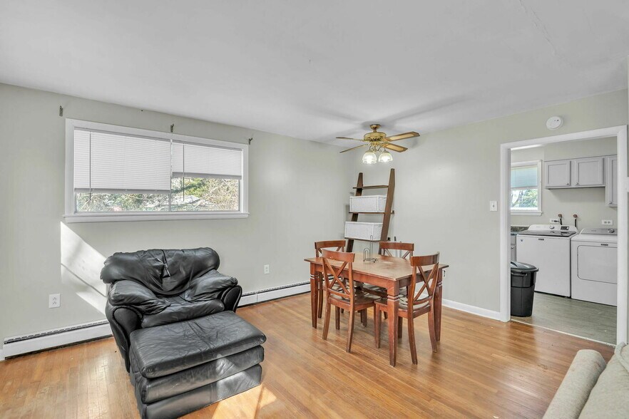 More Photos Of 123-127 Upper Airbase Ln, Briceville Apartments For Sale