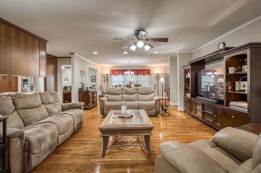 More Photos Of 200 Little Acres Dr, Marion Specialty For Sale