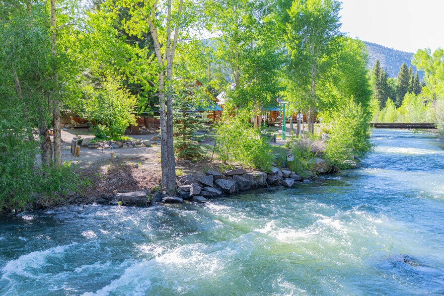 More Photos Of 860 County Road 142, Lake City Hotel For Sale