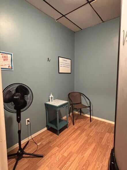 More Photos Of 206 W Main St, Mc Arthur Flex For Sale