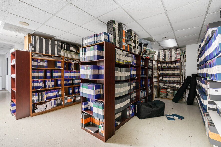 More Photos Of 1110 Brickell Ave, Miami Office Residential For Sale