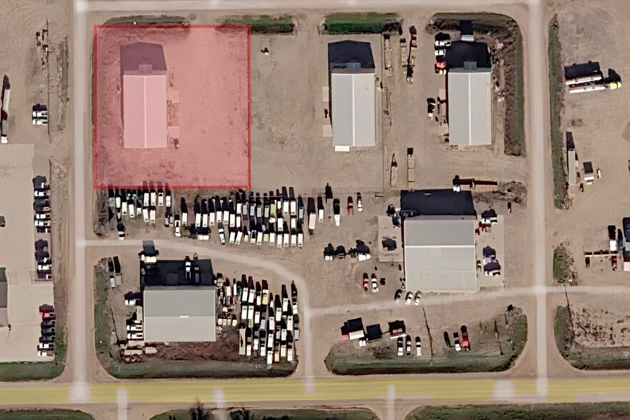 More Photos Of 401 5th Street SE, Tioga Industrial For Sale