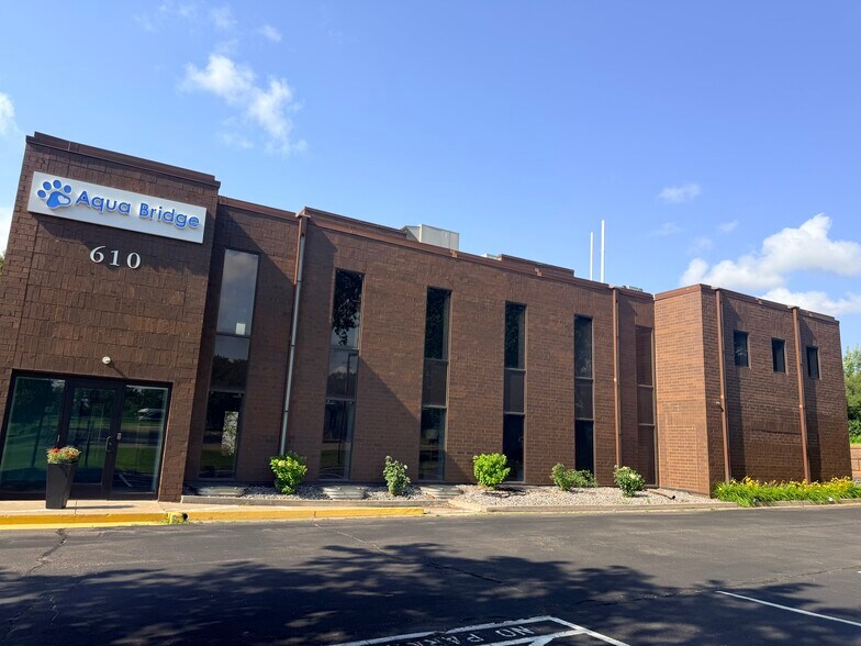 Primary Photo Of 610 N Ottawa Ave, Golden Valley Loft Creative Space For Lease