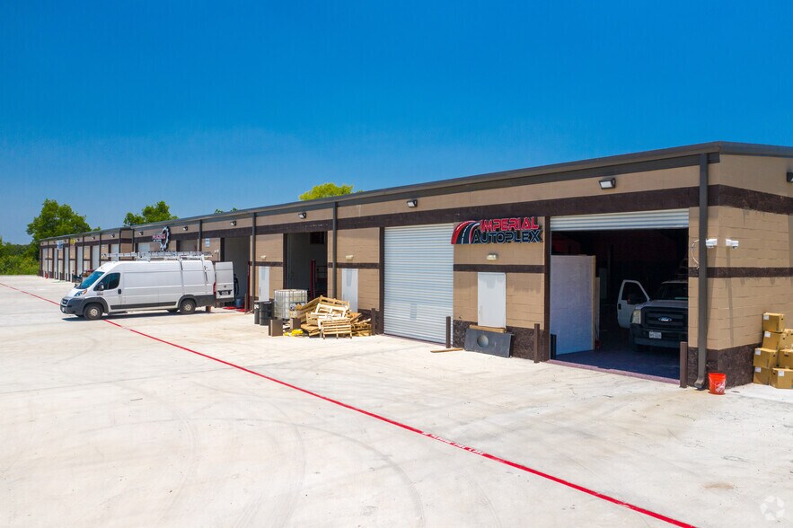 Primary Photo Of 16420 Bellfort, Sugar Land Warehouse For Lease