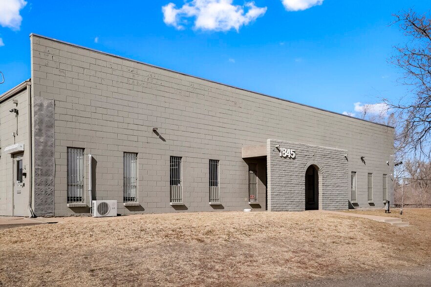 More Photos Of 1845 Range St, Boulder Warehouse For Sale