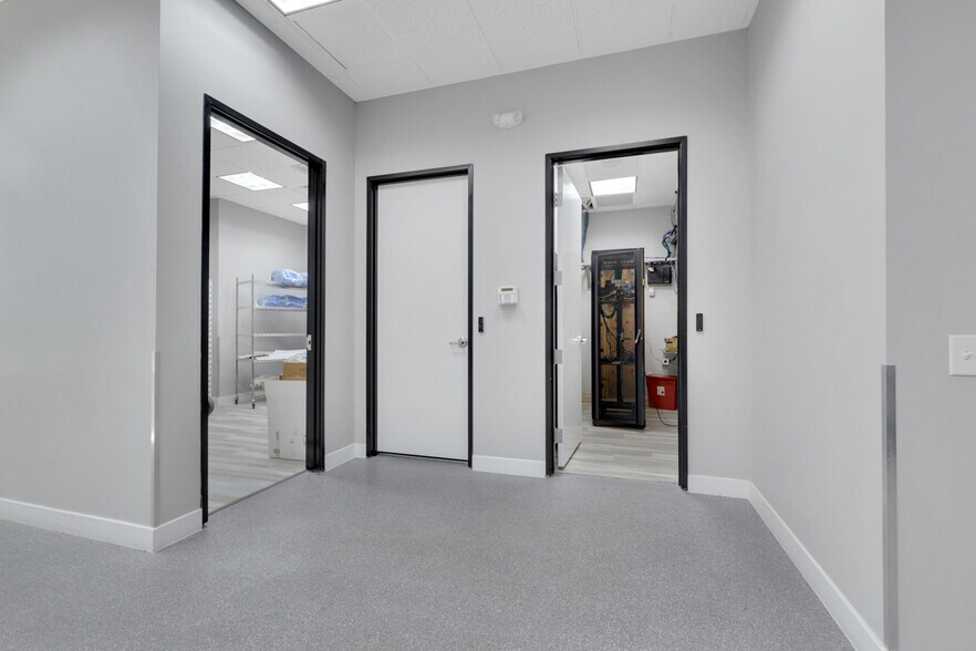 More Photos Of 375 N Stephanie St, Henderson Medical For Sale