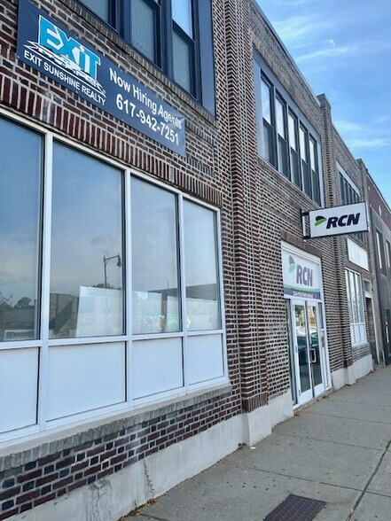 More Photos Of 1224 Hyde Park Ave, Hyde Park Loft Creative Space For Lease