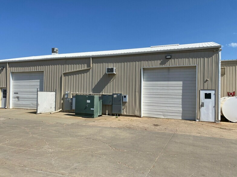 More Photos Of 27116 Grummand Ave, Tea Manufacturing For Lease