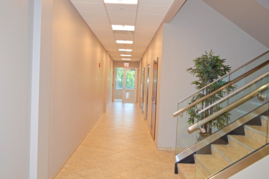 More Photos Of 540 White Pond Dr, Akron Medical For Lease