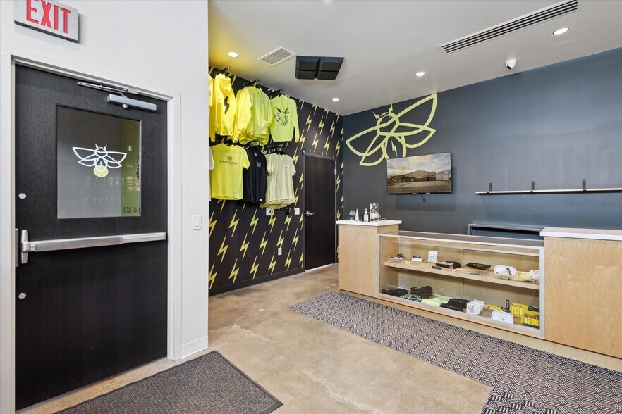 More Photos Of 919 Michigan St, Niles Warehouse For Sale