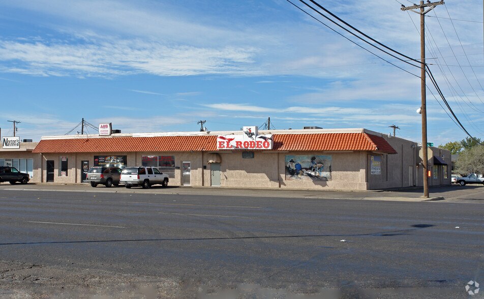 More Photos Of 4802-4816 Avenue Q, Lubbock Freestanding For Sale