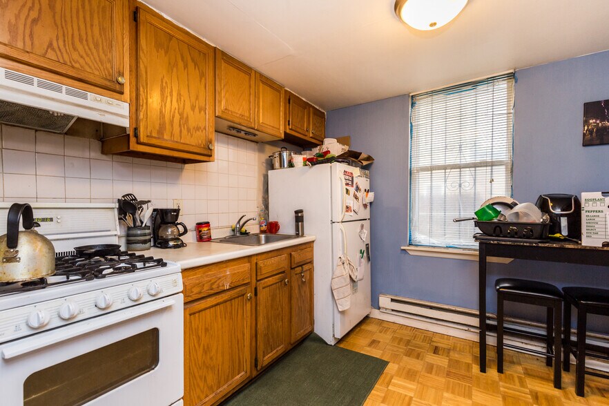 More Photos Of 1434 S 5th St, Philadelphia Apartments For Sale