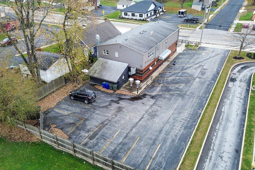 More Photos Of 3648 S Park Ave, Blasdell Restaurant For Lease