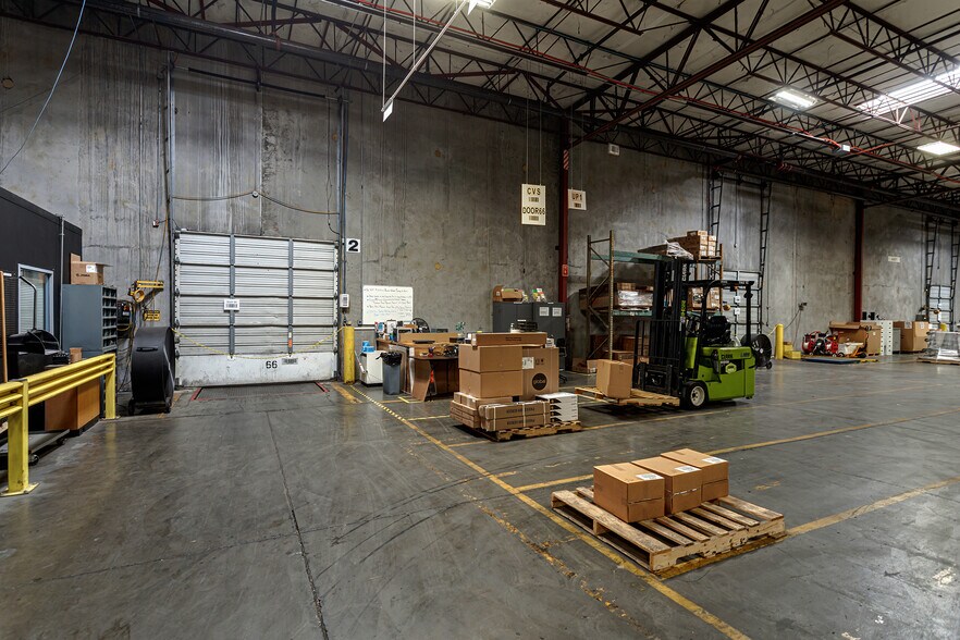 More Photos Of 606 Butler Dr, Murfreesboro Distribution For Lease