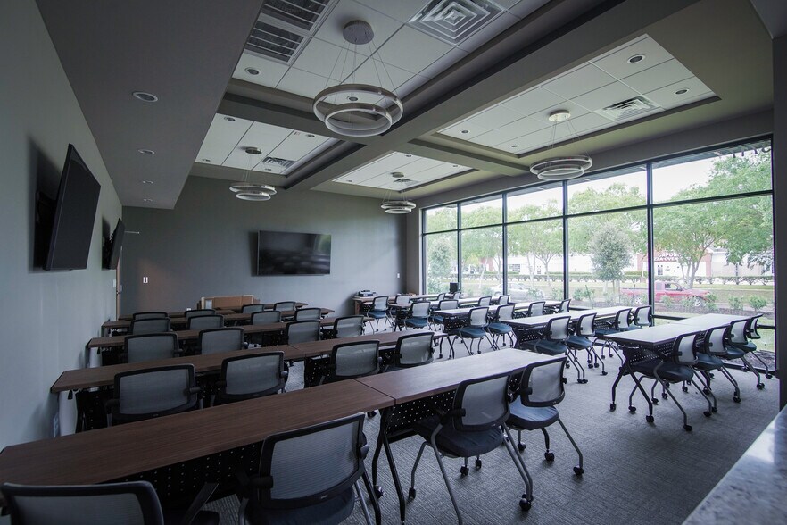 More Photos Of 3717 Township Ln, Missouri City Medical For Sale