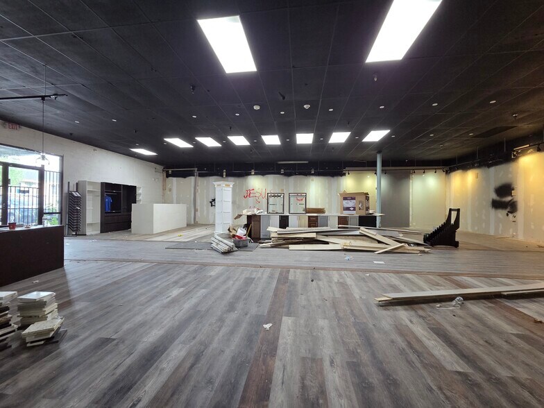 Primary Photo Of 13572 TX-249, Houston Industrial For Lease