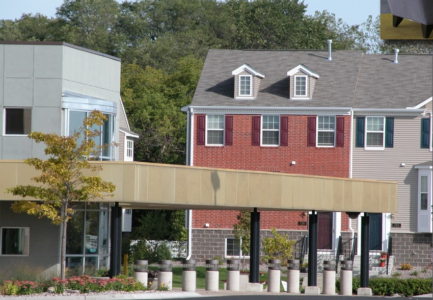 More Photos Of 125-175 Jackson Ave N, Hopkins Light Distribution For Lease