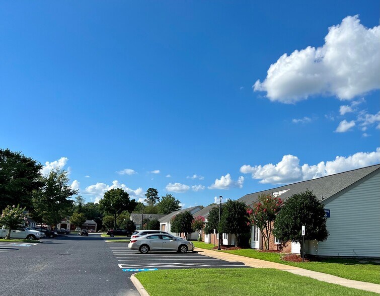 More Photos Of 610 thimble shoals Blvd, Newport News Unknown For Lease