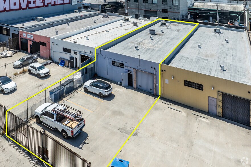 More Photos Of 767 E 14th Pl, Los Angeles Warehouse For Sale