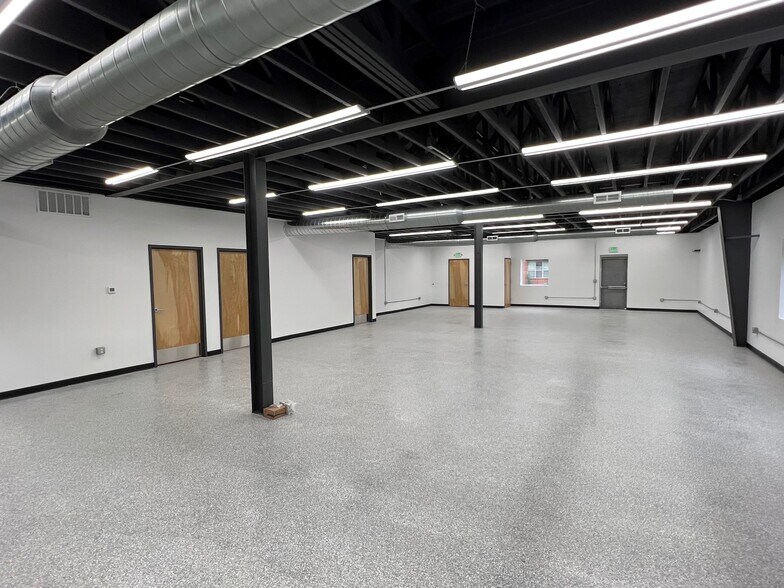 More Photos Of 1978-1980 S Acoma St, Denver Light Manufacturing For Lease