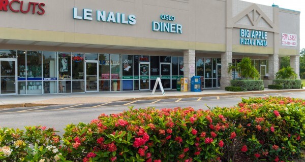 More Photos Of 2950 9th St SW, Vero Beach Department Store For Lease