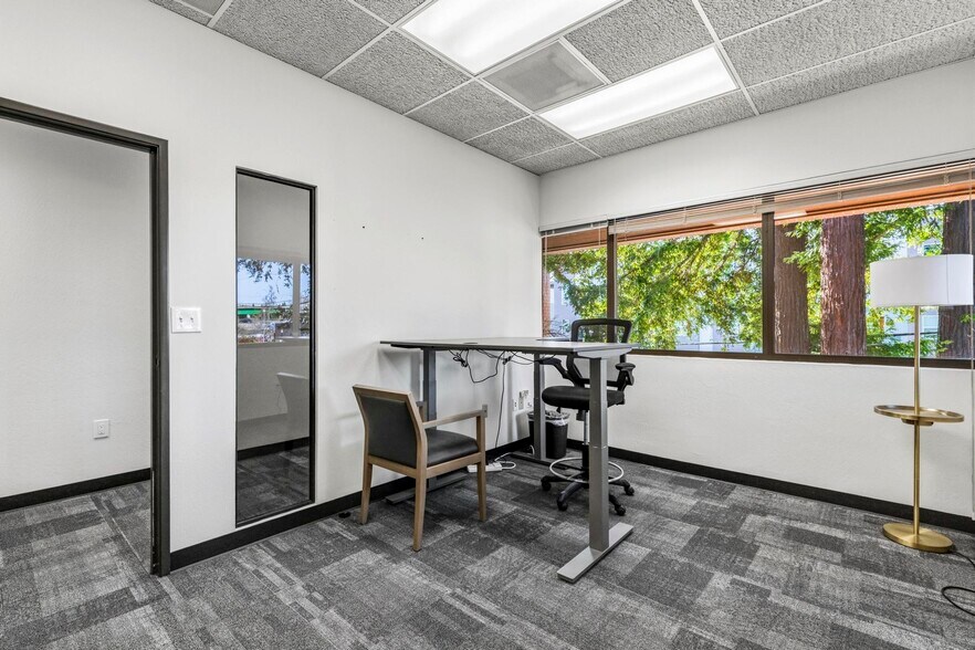 More Photos Of 2555 3rd St, Sacramento Office For Lease