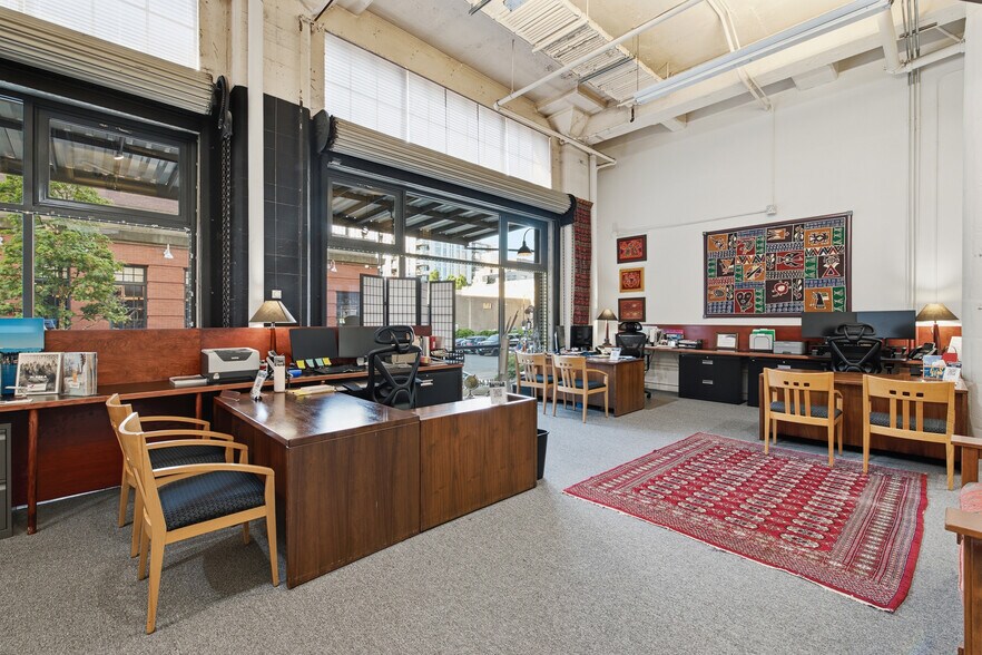 More Photos Of 1314 NW Irving St, Portland Apartments For Sale