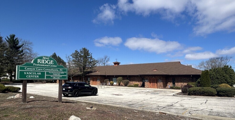 Primary Photo Of 3641 Ridge Rd, Highland Medical For Sale