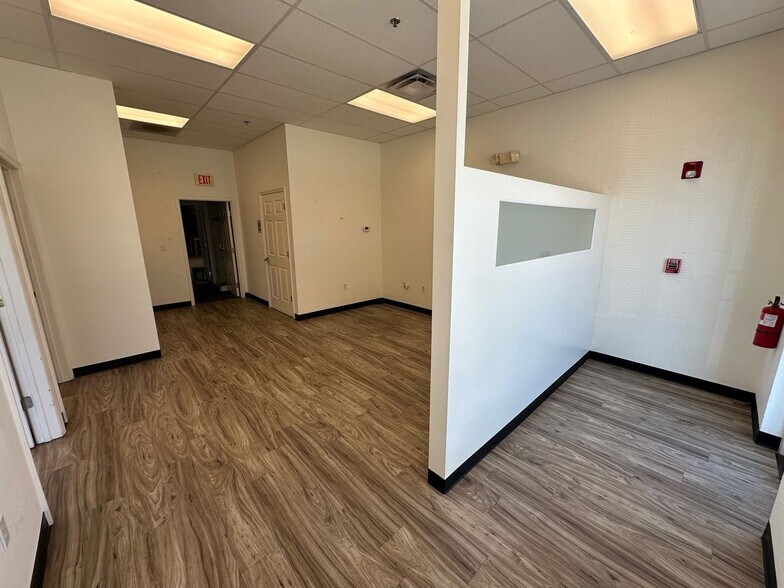 More Photos Of 188 Triple Diamond Blvd, Nokomis Warehouse For Sale