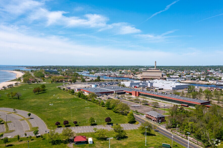 More Photos Of 1010-1080 Atlantic St, Bridgeport Manufacturing For Lease