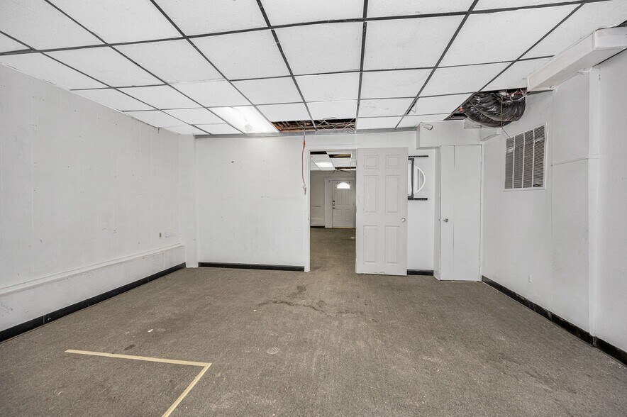 More Photos Of 16-20 Concord st, Lowell Office For Lease