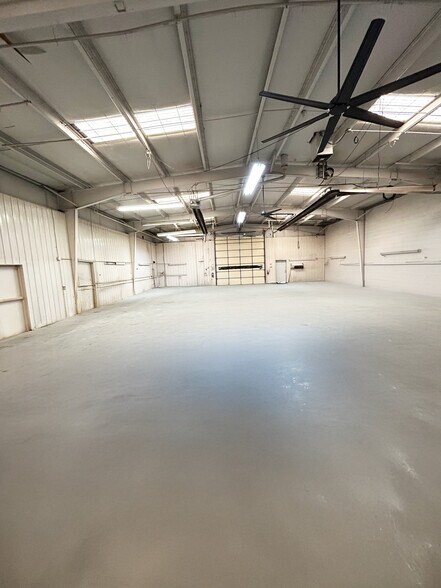 More Photos Of 3696 W 72nd Ave, Westminster Warehouse For Lease