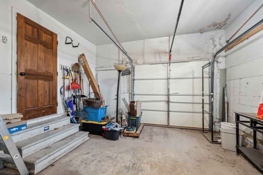 More Photos Of 930 W Main St, Jenks Medical For Sale