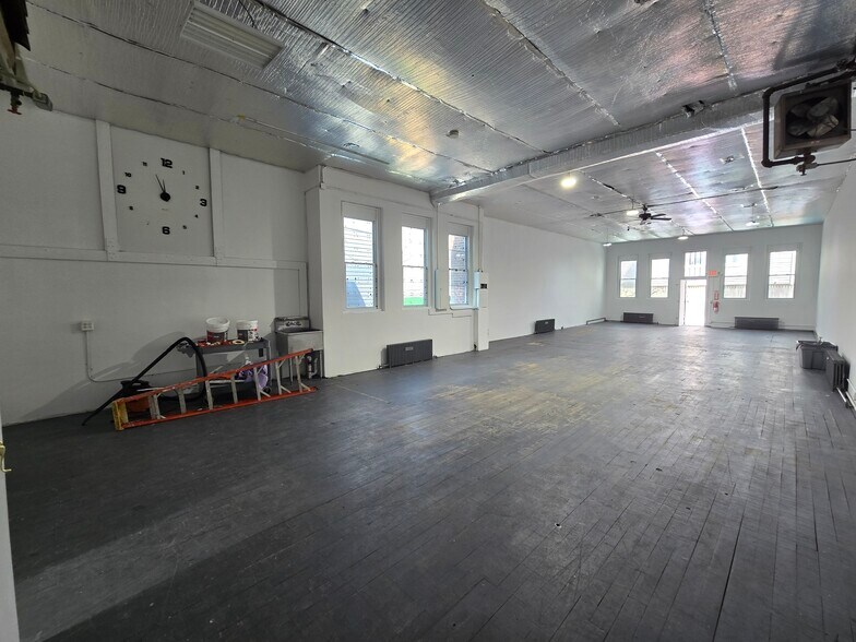 More Photos Of 408 54th St, West New York Industrial For Lease