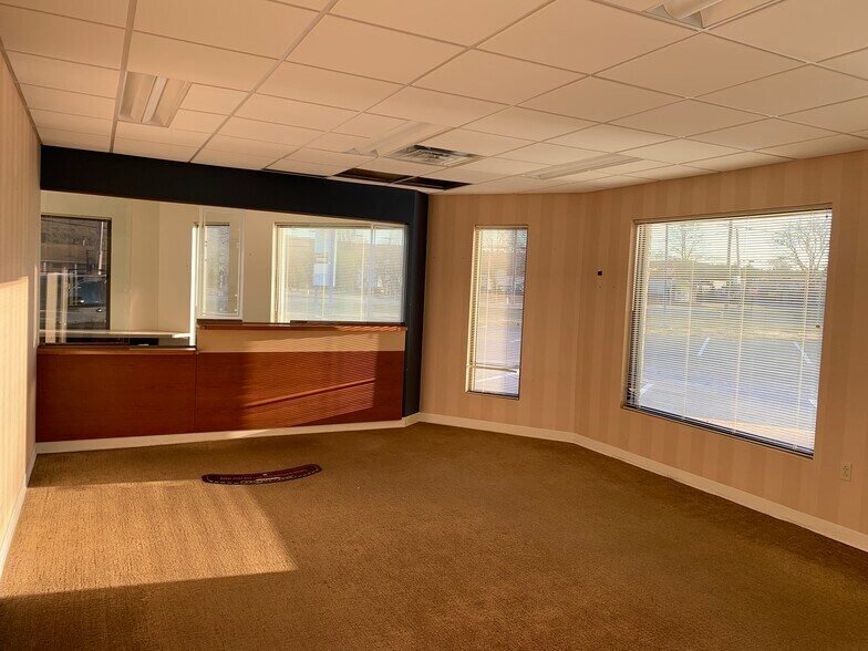 More Photos Of 208 Kevin Ln, Brodheadsville Medical For Lease