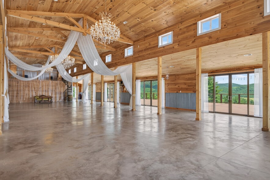 More Photos Of 639 Wagon Wheel Rd, Elk Creek Lodge Meeting Hall For Sale