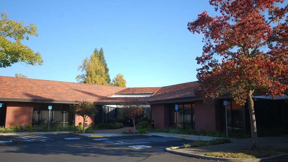 More Photos Of 1700 Eureka Rd, Roseville Office For Sale